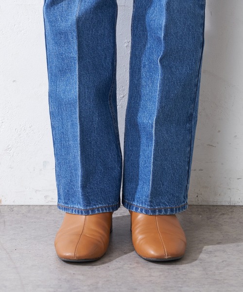 SHENERY（シーナリー）の「センタープレスデニムパンツ（デニムパンツ・レディース・ブルー・36/38）」の20枚目の写真