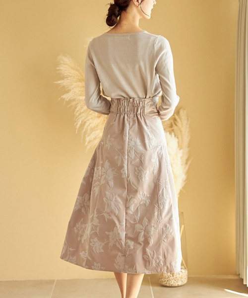 tocco closet（トッコ　クローゼット）の「フロッキーフラワーサイドタックドレープスカート（スカート・レディース・ベージュ/ブラック・M）」の17枚目の写真