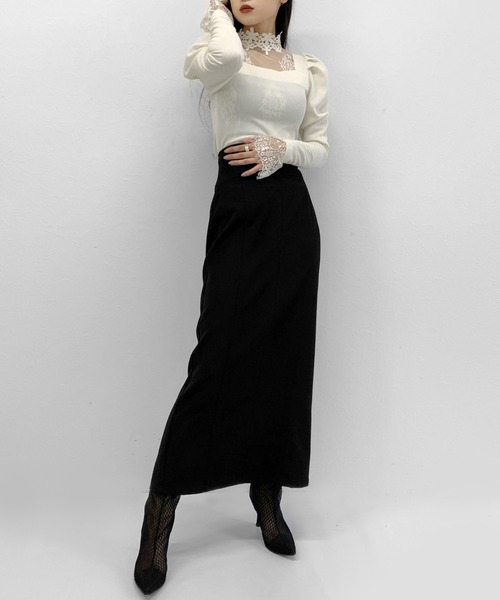 LVEU.（ラブユ.）の「【LVEU.】シースルーレースハイネックトップス / トップス カットソー シースルー シアー 刺繍 レース ハイネック レイヤード 花柄 フラワー ブラック ホワイト（Tシャツ/カットソー・レディース・ブラック/アイボリー・FREE）」の22枚目の写真