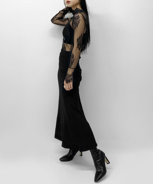 LVEU.（ラブユ.）の「【LVEU.】シースルーレースハイネックトップス / トップス カットソー シースルー シアー 刺繍 レース ハイネック レイヤード 花柄 フラワー ブラック ホワイト（Tシャツ/カットソー・レディース・ブラック/アイボリー・FREE）」の14枚目の写真