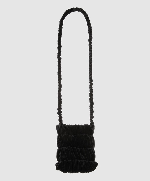 LOW CLASSIC(ロウ クラシック)の「VELVET MINI BAG(ショルダーバッグ・レディース・ブラック・ONE SIZE)」の1枚目の写真