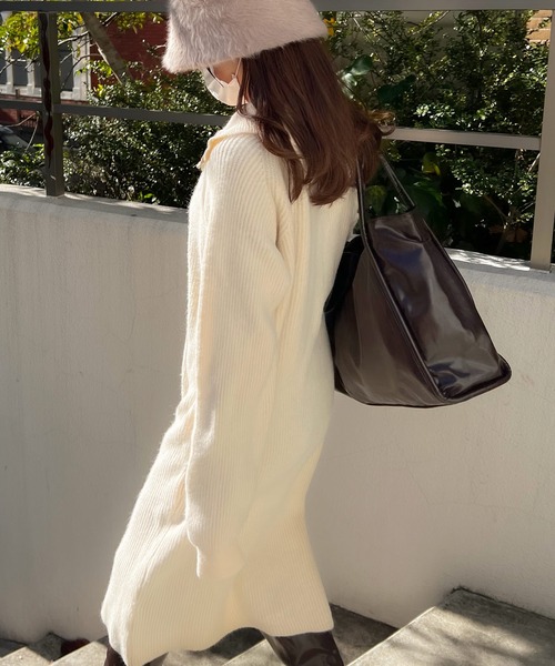 Lamoa（ラモア）の「Lamoa/ハーフジップ ルーズ ニットワンピース（ワンピース・レディース・ホワイト/ブラック/グレー・FREE）」の11枚目の写真