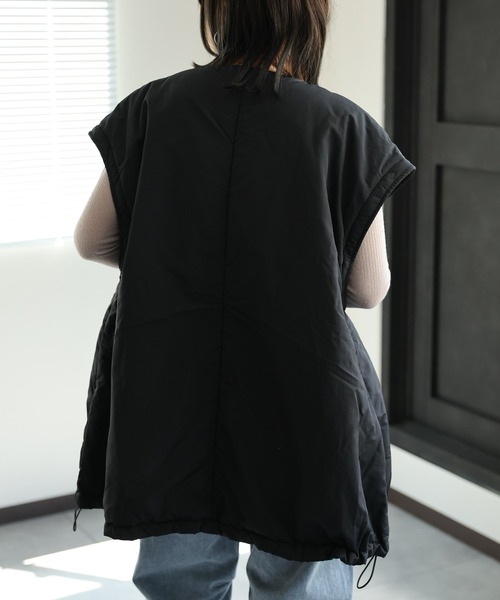 ap retro（アプレトロ）の「マフラー付きパディングブルゾン　袖取り外し　モンスターコート（ダウンジャケット/コート・レディース・ホワイト/ブラック/アイボリー・FREE）」の14枚目の写真