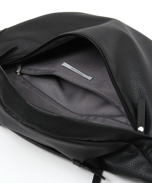 BAYFLOW（ベイフロー）の「ビッグボディーバッグ（ボディバッグ/ウエストポーチ・レディース・ブラック/アイボリー・FREE）」の14枚目の写真