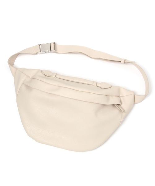 BAYFLOW（ベイフロー）の「ビッグボディーバッグ（ボディバッグ/ウエストポーチ・レディース・ブラック/アイボリー・FREE）」の13枚目の写真