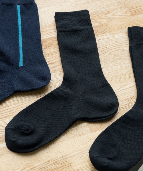 GLOBAL WORK(グローバルワーク)の「らくごこちフィットソックス/ロング/180616(ソックス/靴下・メンズ・ライトグレー/ホワイト系その他3/ホワイト/ダークブルー/ネイビー/ブルー系その他7/ブルー/グレー系その他6/ホワイト系その他2/グレー/ブルー系その他6/グレー系その他/ブラック/その他/ブラウン/グレー系その他5/グレー系その他4/ブラック系/グレー系その他7/ブラック系2/ブラック系1/チャコールグレー/ブルー系その他4/グレー系その他3/ダークグレー/ベージュ系その他5/グレー系4/ネイビー系6・FREE)」の5枚目の写真