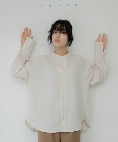 VACANCY（ヴァカンシー）の「ダブルボタンシャツ（シャツ/ブラウス・レディース・ホワイト/ライトグレー・FREE）」の6枚目の写真