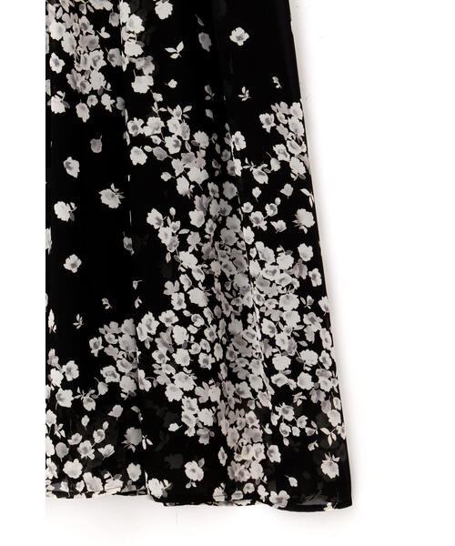 JILLSTUART モノトーンフラワーワンピース ブラック JILL STUART（ジルスチュアート）の「◇モノトーンフラワー