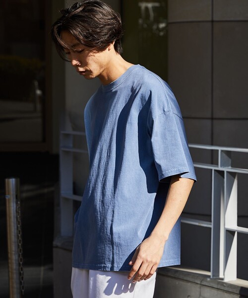 FREAK'S STORE(フリークスストア)の「【限定展開】ビッグシルエット ピグメント加工 クルーネックTシャツ(Tシャツ/カットソー・メンズ・ブラック/ベージュ/ブラウン/ブルー/グリーン・SMALL/MEDIUM/LARGE)」の20枚目の写真