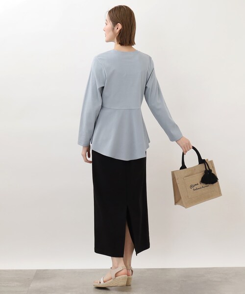 grove(グローブ)の「◆布帛切り替えペプラムプルオーバー(Tシャツ/カットソー・レディース・ライトブルー/アイボリー/ブラック・02/03/01/05/04)」の12枚目の写真