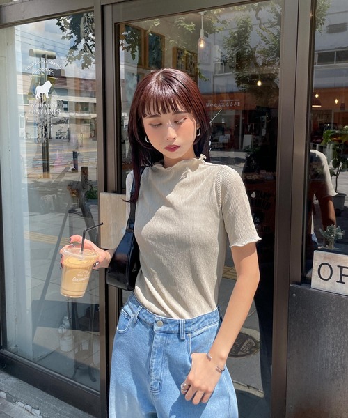 Chillfar(チルファー)の「プチハイネックトップス(Tシャツ/カットソー・レディース・ブルー/ブラック/グレイッシュベージュ/アイボリー・FREE)」の20枚目の写真