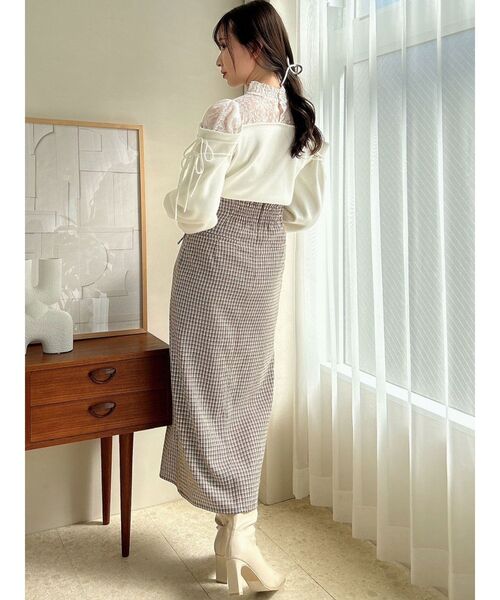 dazzlin（ダズリン）の「ハイウエストボタンIラインスカート（スカート・レディース・イエロー/ブラウン/ブラック/アイボリー/グリーン・SMALL/MEDIUM）」の9枚目の写真