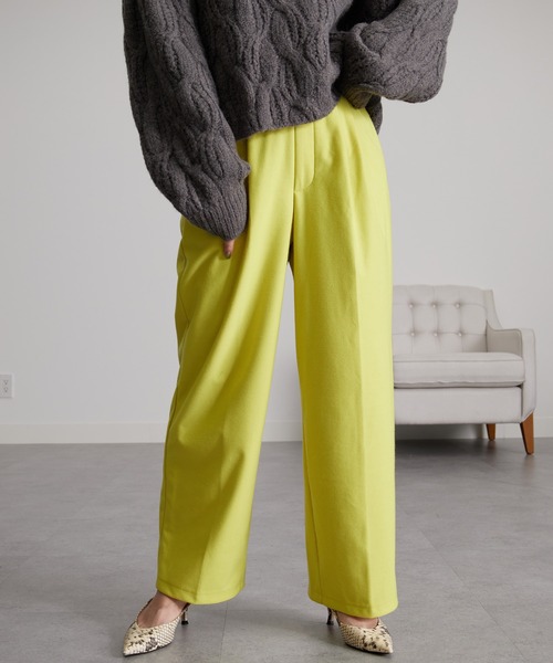 RANAN（ラナン）の「［3サイズ展開］あったか美脚見え2タックワイドパンツ（スラックス・レディース・イエロー/グレー/ブラック/オフホワイト・L/M/LL）」の18枚目の写真