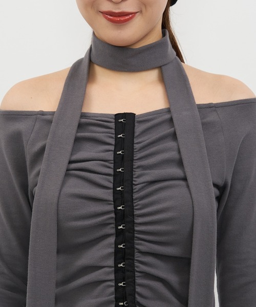 SPIRALGIRL（スパイラルガール）の「スカーフ付きコルセットホックデザイントップス（Tシャツ/カットソー・レディース・ブラック/グレー・FREE）」の16枚目の写真