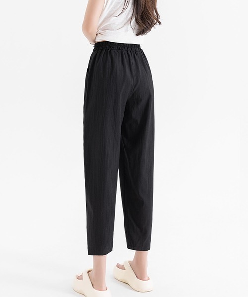 Grandeir(グランディール)の「リネンタッチテーパードパンツ(その他パンツ・レディース・ブラック/ピンク/ベージュ/グレー・M)」の7枚目の写真