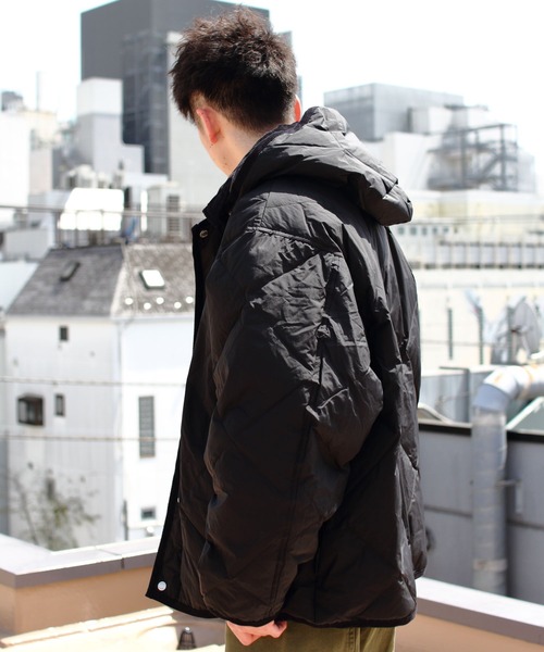 GYMPHLEX(ジムフレックス)の「GYMPHLEX/ジムフレックス キルトダウンジャケット QUILT DOWN JACKET A0434 BRN(ノーカラージャケット・メンズ・ブラック・L/M)」の5枚目の写真