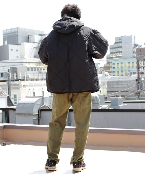GYMPHLEX(ジムフレックス)の「GYMPHLEX/ジムフレックス キルトダウンジャケット QUILT DOWN JACKET A0434 BRN(ノーカラージャケット・メンズ・ブラック・L/M)」の3枚目の写真
