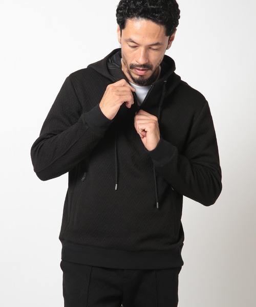 MEN'S BIGI（メンズビギ）の「フクレジャカードプルオーバーパーカ（パーカー・メンズ・ブラック/グレー・02/03/04）」の16枚目の写真