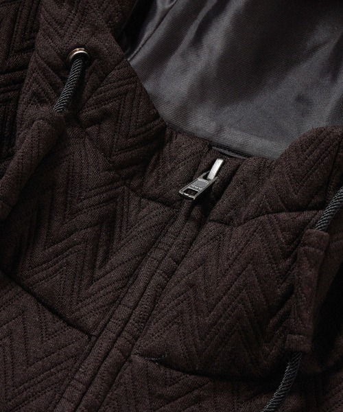 MEN'S BIGI（メンズビギ）の「フクレジャカードプルオーバーパーカ（パーカー・メンズ・ブラック/グレー・02/03/04）」の17枚目の写真