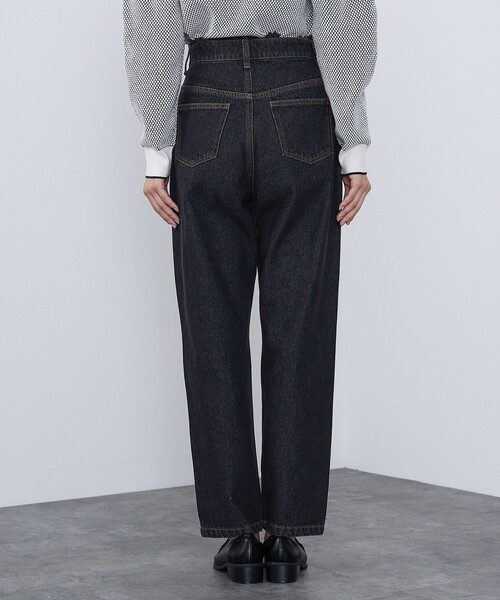 BEAMS HEART（ビームスハート）の「テーパード デニムパンツ（デニムパンツ・レディース・ブラック/ネイビー・SMALL/MEDIUM）」の7枚目の写真