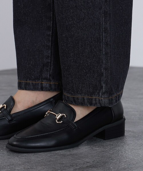 BEAMS HEART（ビームスハート）の「テーパード デニムパンツ（デニムパンツ・レディース・ブラック/ネイビー・SMALL/MEDIUM）」の9枚目の写真