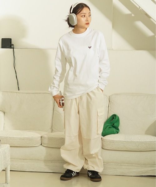 HANES(ヘインズ)の「【HANES/ヘインズ】BEEFY ワンポイント ロングTシャツ H8-X40 ビーフィー ロンT ヘビーウェイト ユニセックス コットン100%(Tシャツ/カットソー・メンズ・ホワイト/ブラック/グレー/ネイビー・X-LARGE/LARGE/MEDIUM/SMALL)」の5枚目の写真