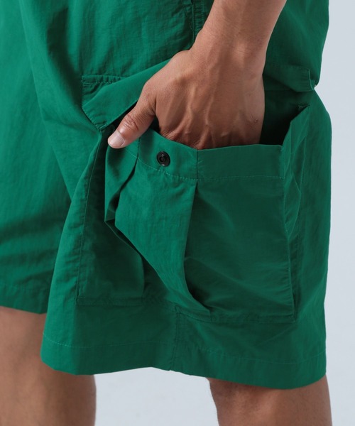 BAYFLOW（ベイフロー）の「ナイロンカーゴショートパンツ（カーゴパンツ・メンズ・チャコール/グリーン・LARGE/MEDIUM）」の11枚目の写真