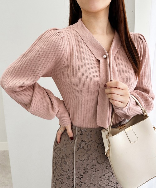 alotta（アロッタ）の「カシミヤタッチボウタイリブニット（ニット/セーター・レディース・モカ/ネイビー/ライトブルー/ベビーピンク・3L/LL/L/M）」の4枚目の写真