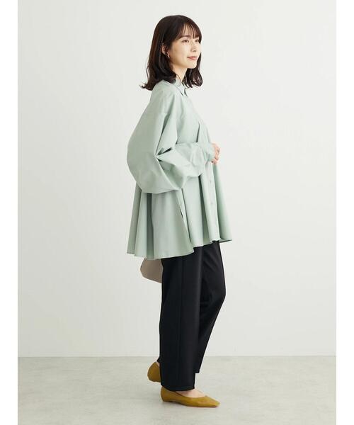 Green　Parks（グリーンパークス）の「・furry　rate　変形キリカエシャツチュニック（チュニック・レディース・オフホワイト/ブラック/グレー・FREE）」の7枚目の写真