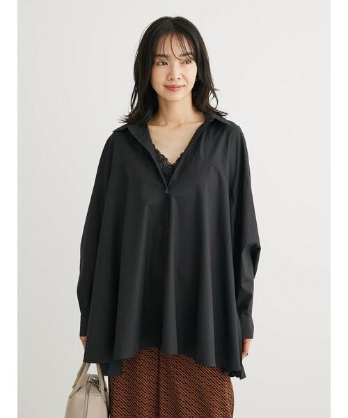 Green　Parks（グリーンパークス）の「・furry　rate　変形キリカエシャツチュニック（チュニック・レディース・オフホワイト/ブラック/グレー・FREE）」の22枚目の写真