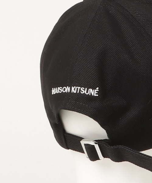 Maison Kitsune（メゾンキツネ）の「LARGE FOX HEAD EMBROIDERY 6P CAP（キャップ・メンズ・ホワイト/ブラック・U）」の14枚目の写真