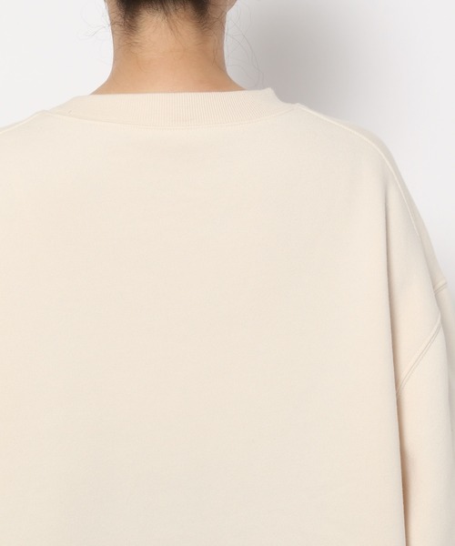 mysty woman(ミスティウーマン)の「ビッグシルエット裏毛プルオーバー 988036(スウェット・レディース・ライトグリーン/モカ/オフホワイト・FREE)」の12枚目の写真