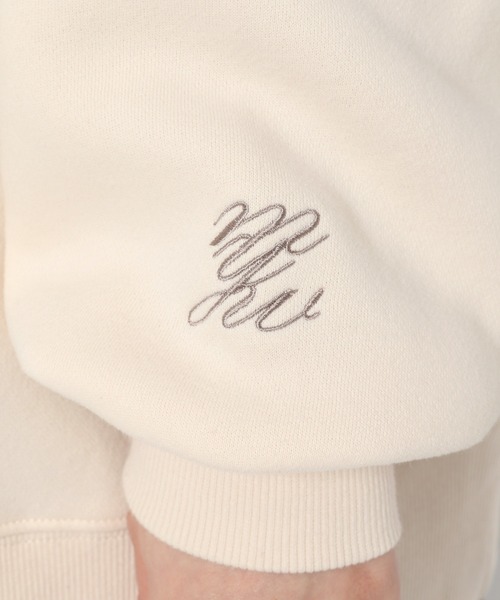 mysty woman(ミスティウーマン)の「ビッグシルエット裏毛プルオーバー 988036(スウェット・レディース・ライトグリーン/モカ/オフホワイト・FREE)」の17枚目の写真