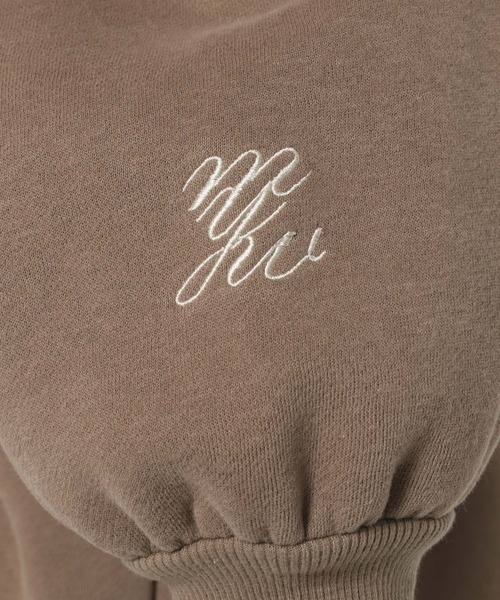 mysty woman(ミスティウーマン)の「ビッグシルエット裏毛プルオーバー 988036(スウェット・レディース・ライトグリーン/モカ/オフホワイト・FREE)」の19枚目の写真