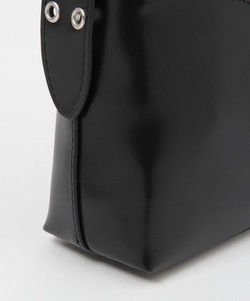FOREVER 21（フォーエバー トゥエンティーワン）の「ワンハンドルバッグ1（ハンドバッグ・レディース・ホワイト系その他/ブラック・FREE）」の8枚目の写真