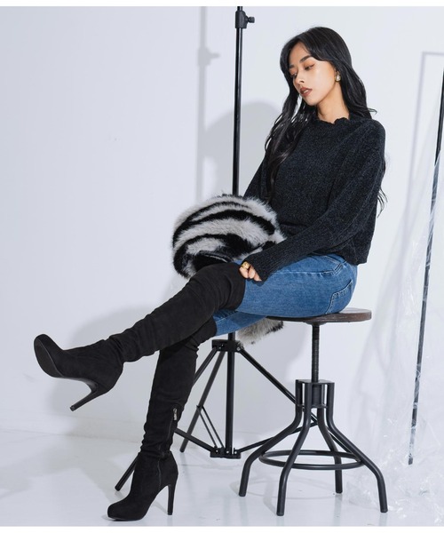 LATINA（ラティーナ）の「ロングカフスモールニットトップス（ニット/セーター・レディース・ワイン/パープル/ブラック・FREE）」の4枚目の写真