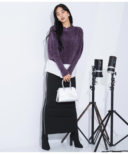 LATINA（ラティーナ）の「ロングカフスモールニットトップス（ニット/セーター・レディース・ワイン/パープル/ブラック・FREE）」の5枚目の写真