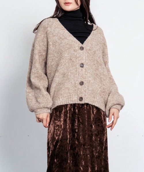 LIENCOEUR（リアンクール）の「ボリュームスリーブカーデ（カーディガン/ボレロ・レディース・オフホワイト/ベージュ/グリーン・FREE）」の2枚目の写真