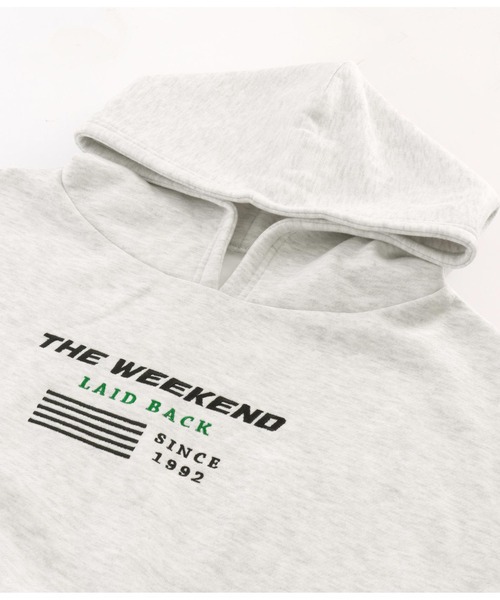 ANAP（アナップ）の「クロップド丈ドロスト裏起毛スウェットパーカー【親子お揃（パーカー・レディース・スミクロ/ベージュ/ライトグレー・FREE）」の9枚目の写真