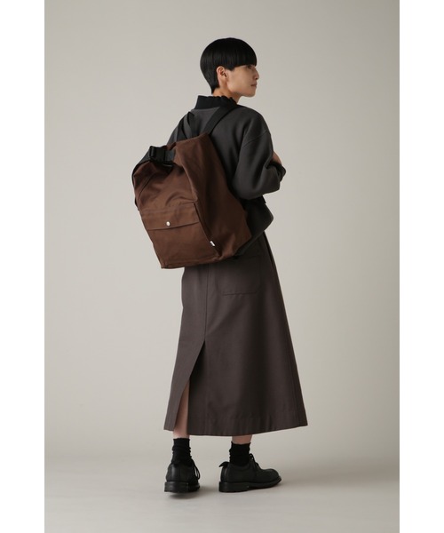 MHL.(エムエイチエル)の「SOFT COTTON CANVAS(バックパック/リュック・レディース・ブラック/ブラウン・FREE)」の4枚目の写真