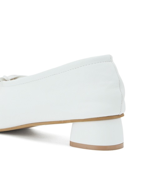 ROPE' PICNIC（ロペピクニック）の「リボンギャザーミドルヒールパンプス（パンプス・レディース・ブラック/シルバー/ホワイト系その他・23.0cm/24.5cm/24.0cm/23.5cm）」の12枚目の写真