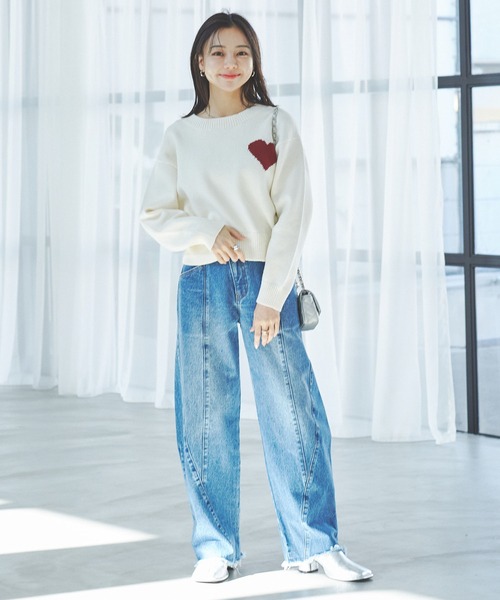 VIS(ビス)の「【洗える】ハートモチーフニット(ニット/セーター・レディース・ライトグレー/キナリ/ネイビー・FREE)」の17枚目の写真