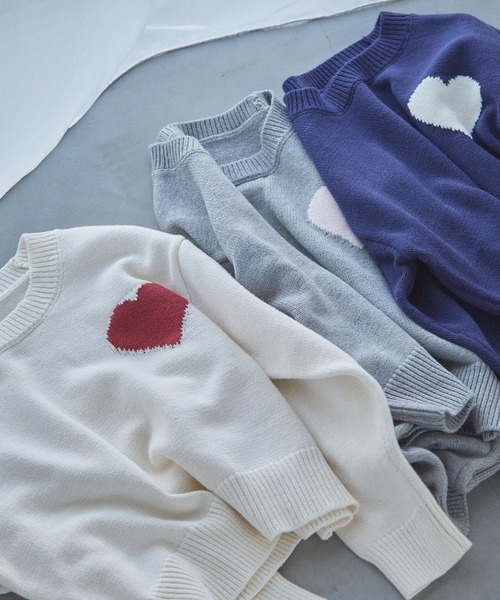 VIS(ビス)の「【洗える】ハートモチーフニット(ニット/セーター・レディース・ライトグレー/キナリ/ネイビー・FREE)」の13枚目の写真