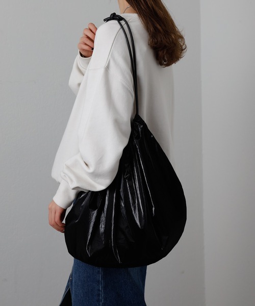 COLONY 2139（コロニートゥーワンスリーナイン）の「バルーントートバッグ（トートバッグ・レディース・ホワイト/ブラック/シルバー・FREE）」の18枚目の写真