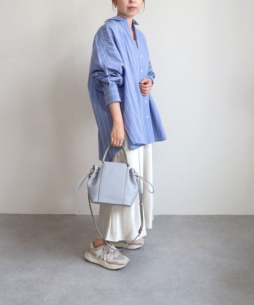 MIAN （ミアン）の「サイドドロスト2wayトートバッグ（トートバッグ・レディース・イエロー/サックスブルー/ブラック/アイボリー・FREE）」の8枚目の写真