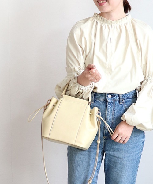 MIAN （ミアン）の「サイドドロスト2wayトートバッグ（トートバッグ・レディース・イエロー/サックスブルー/ブラック/アイボリー・FREE）」の10枚目の写真