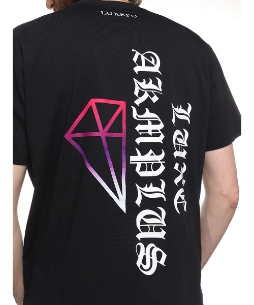 【セール】【当店独占販売】 LUXEAKMPLUS (リュクスエイケイエムプラス) ハーフダイヤ クルーネック 半袖 Ｔシャツ LALAT24014SZ ブランド メンズ 男性 トップス（Tシャツ/カットソー）｜LUXEAKMPLUS（リュクスエイケイエムプラス）