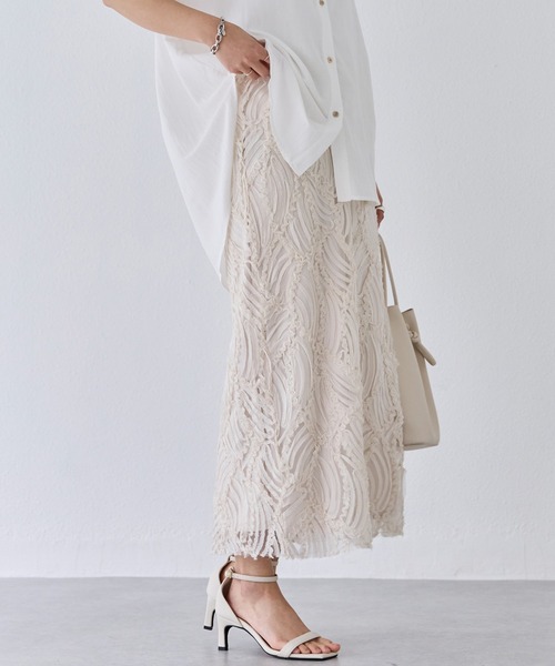 LAVEANGE（ラビアンジェ）の「チュールレースナロースカート（スカート・レディース・ブラック/オフホワイト・LL/M/4L/3L）」の5枚目の写真