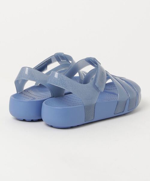 crocs(クロックス)の「crocs Isabella Glitter Sandal K / クロックス キッズ イザベラ グリッター サンダル(サンダル・キッズ・シルバー/ブルー・21.0cm/22.0cm/23.0cm/24.0cm)」の3枚目の写真