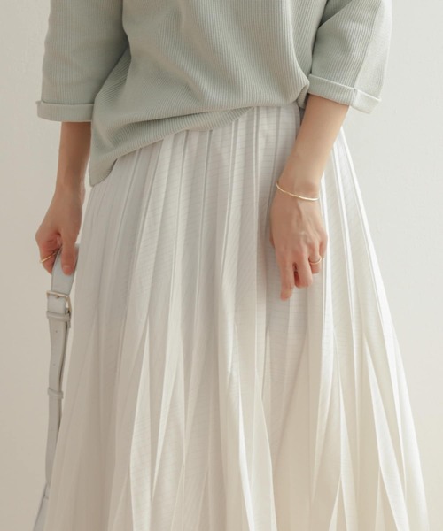 URBAN RESEARCH DOORS（アーバンリサーチドアーズ）の「オパール加工変形プリーツスカート（スカート・レディース・ミント/オフホワイト・MEDIUM）」の11枚目の写真
